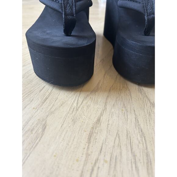 Y2K Platform Flip Flop Sandals Woman’s 6/6.5 Black Thong Chunky Heel Goth Grunge - Picture 8 of 10